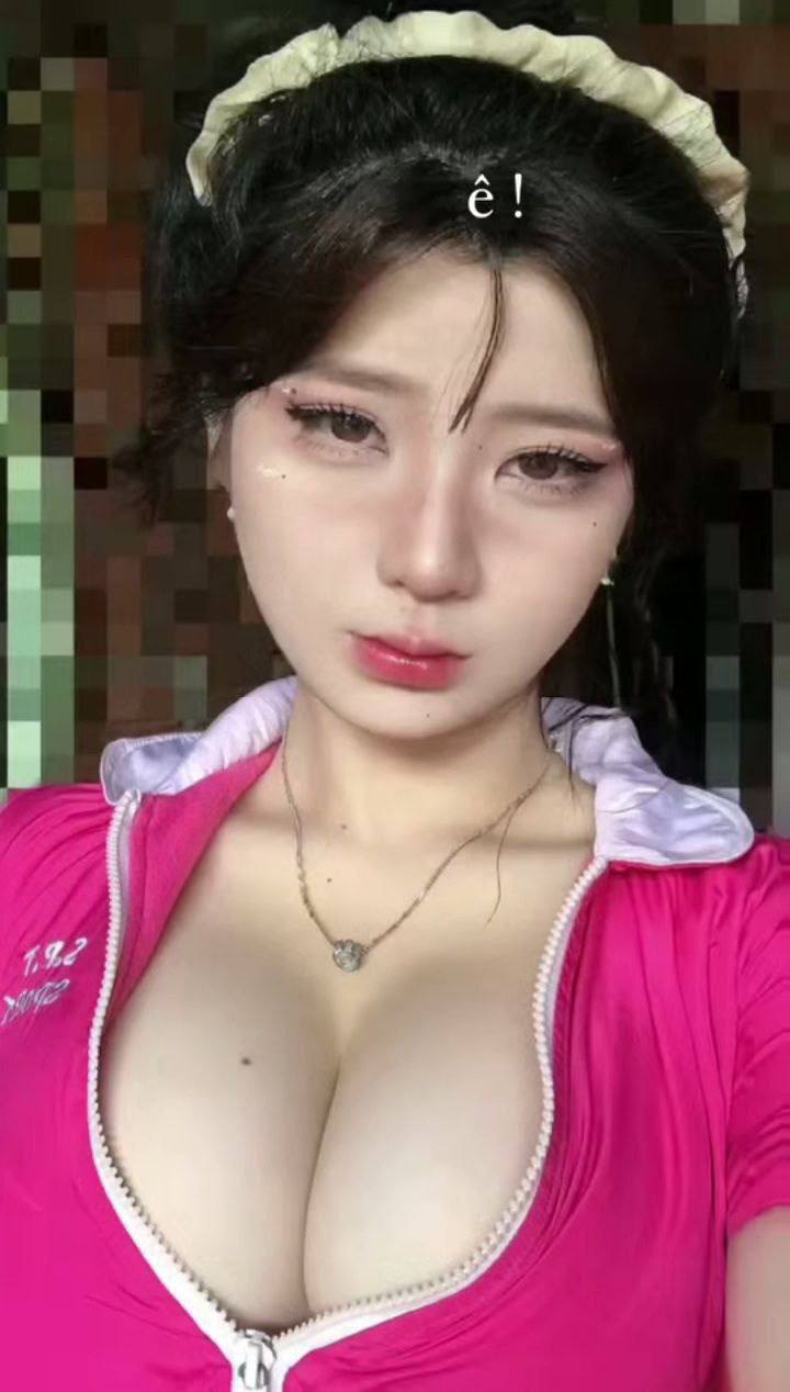 [Không kiểm duyệt] Cô gái nhảy kawaii mới! Tính cách đẹp trai và hoạt bát! Tất trắng, chân đẹp, ngực nhỏ, khiêu vũ nóng bỏng, eo xoắn, cận cảnh pussy dang rộng