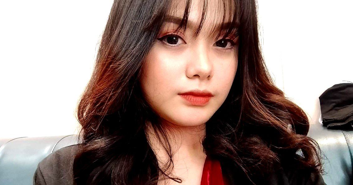 [Gã gầy] Tìm khách sạn để quan hệ, gọi một chàng trai trẻ là "thằng nhóc", có thân hình đẹp trai và một cái "của quý" lớn...